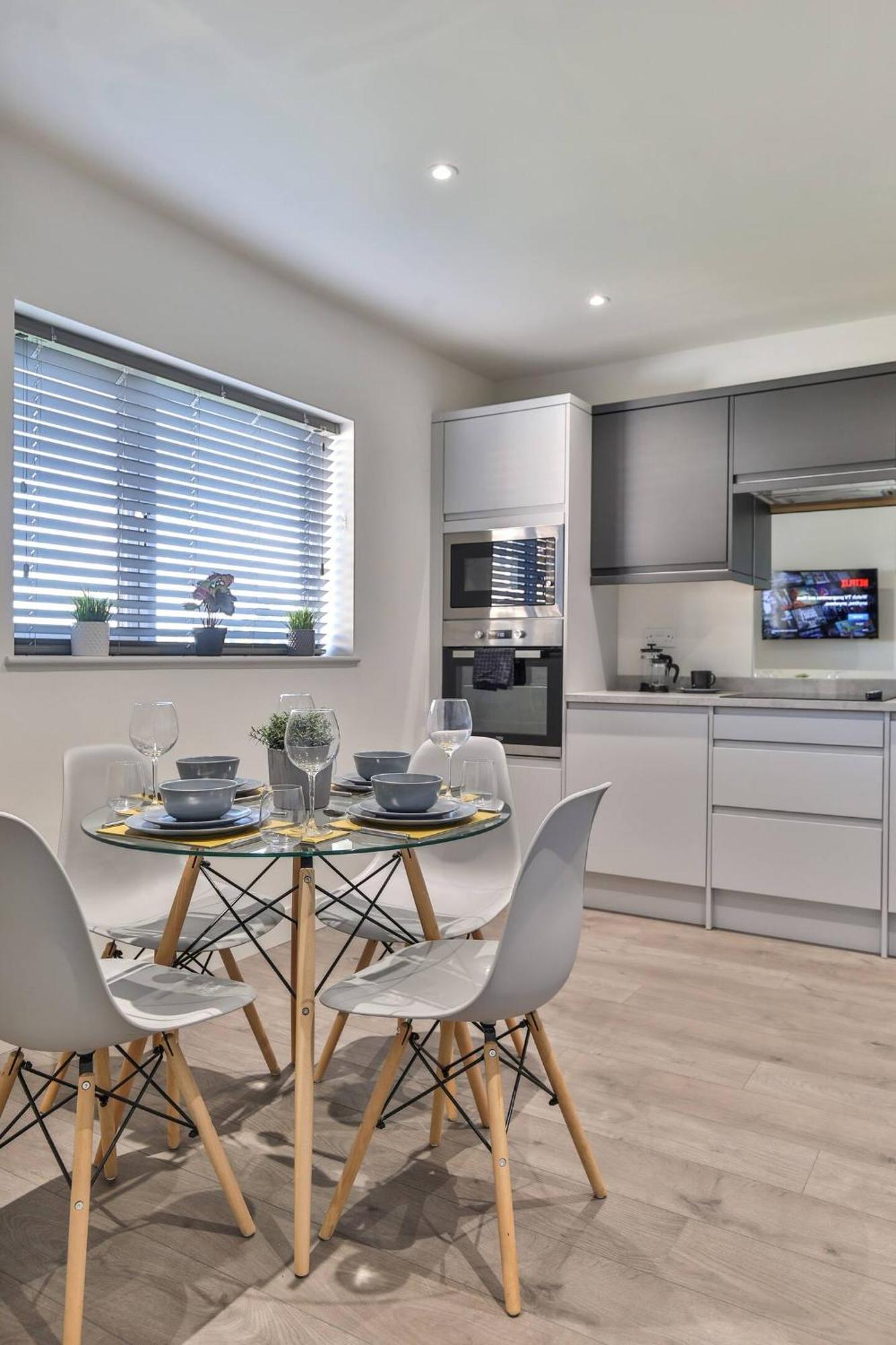 Modern, Cosy Whole House Wifi Close To Attractions Sheffield Exterior foto
